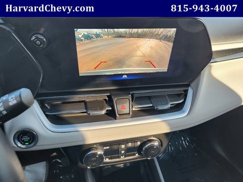 Used 2024 Chevrolet TrailBlazer LT w/ Convenience Package image 9