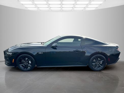 Used 2024 Ford Mustang GT image 7