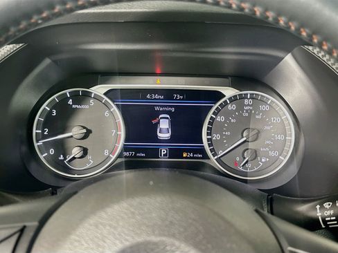 Used 2024 Nissan Sentra SR w/ SR Premium Package FWD image 19