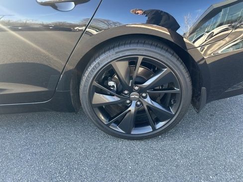 Used 2023 Genesis G70 2.0T w/ Sport Prestige Package image 6