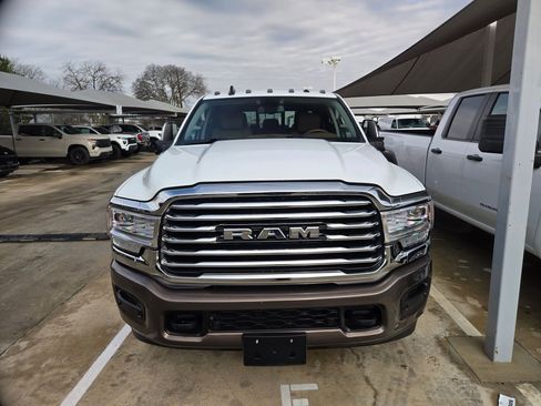 Used 2024 RAM 2500 Limited image 2