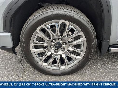 Used 2023 GMC Sierra 1500 Denali Ultimate image 9