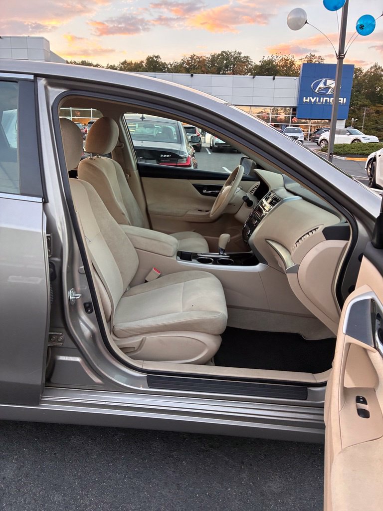 Used 2013 Nissan Altima 2.5 S FWD image 20
