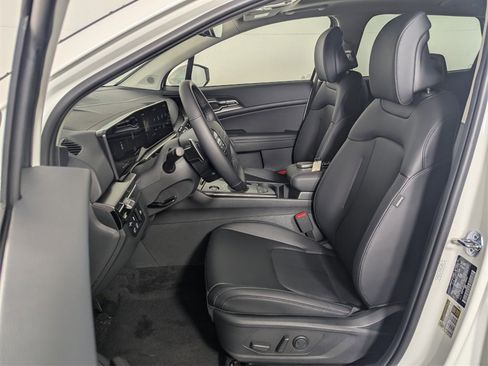 New 2026 Kia Sportage EX image 12