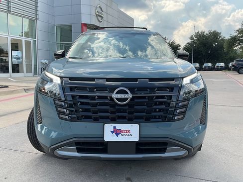 New 2026 Nissan Pathfinder SL AWD/4WD image 2