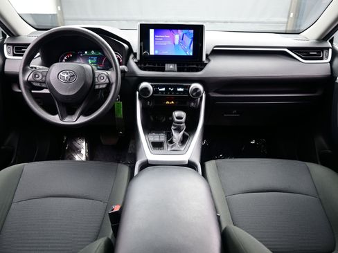Used 2024 Toyota RAV4 LE image 16