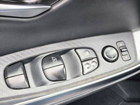 Certified 2022 Nissan Sentra SR w/ Electronics Package image 19