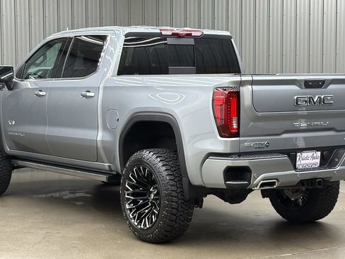 Used 2026 GMC Sierra 1500 Denali Ultimate AWD/4WD image 3
