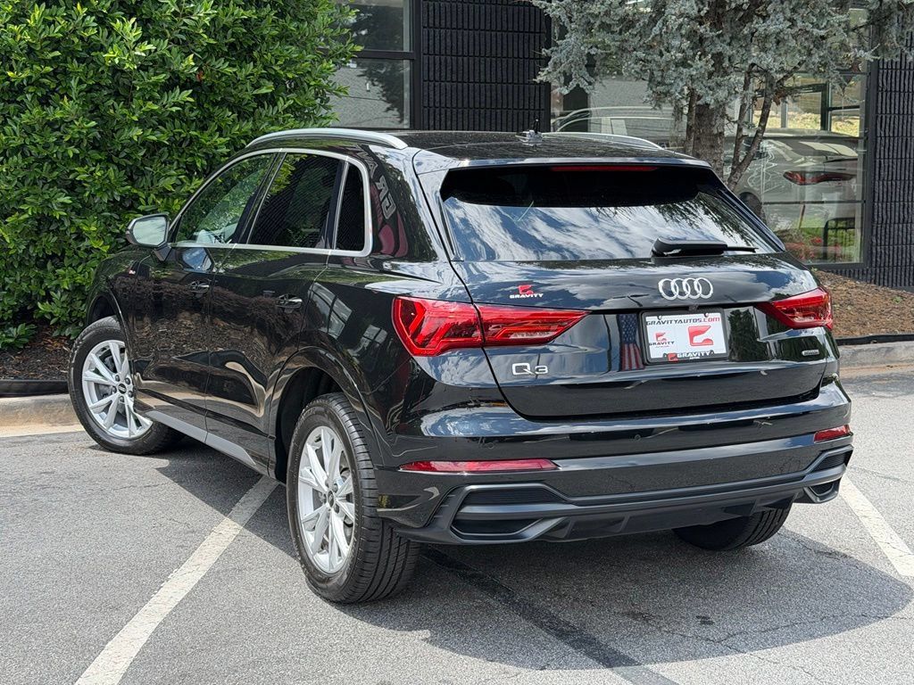 Used 2021 Audi Q3 2.0T Premium w/ Convenience Package AWD/4WD image 17