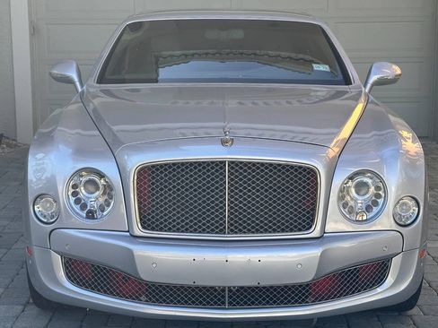 Used 2011 Bentley Mulsanne RWD image 26
