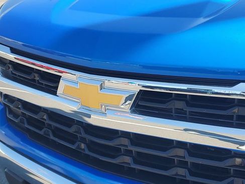 Used 2025 Chevrolet Silverado 1500 LT AWD/4WD image 28