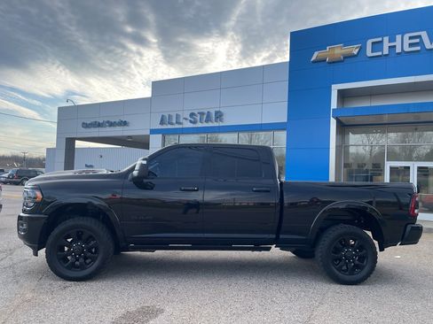 Used 2023 RAM 2500 Limited image 2