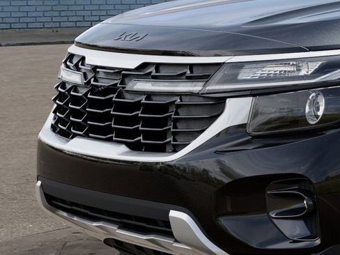 New 2025 Kia Seltos S image 12