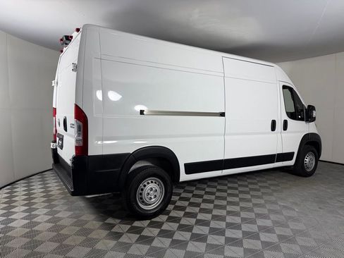 Used 2026 RAM ProMaster 2500 w/ Convenience Group FWD image 7