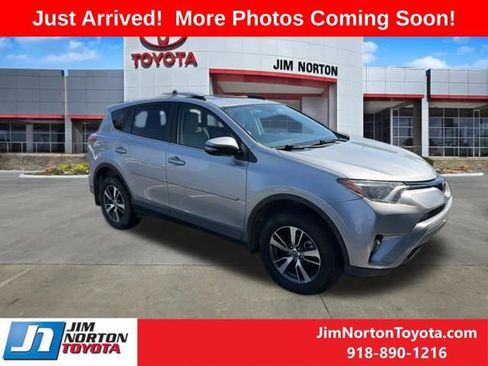 Used 2018 Toyota RAV4 XLE w/ Plus Extra Value Package FWD image 1