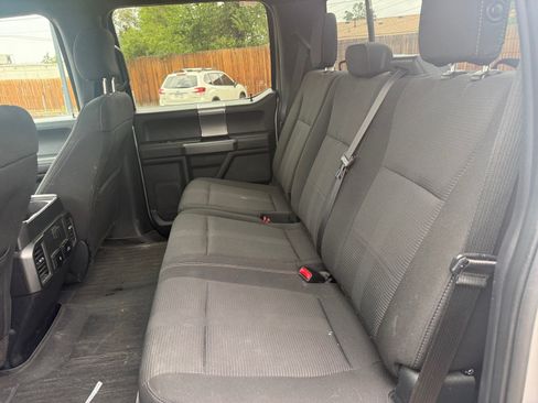 Used 2017 Ford F150 XLT w/ Equipment Group 302A Luxury AWD/4WD image 17