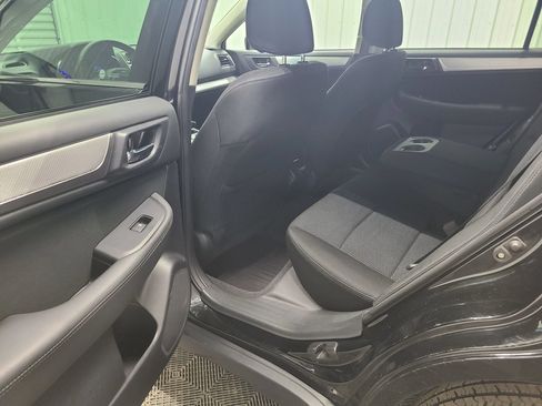 Used 2018 Subaru Outback 2.5i Premium AWD/4WD image 34