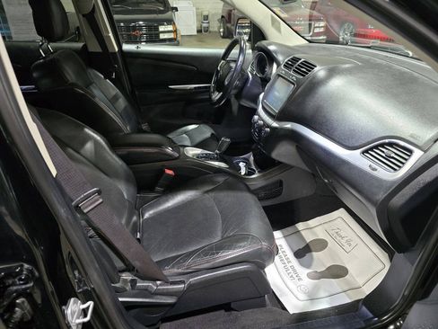 Used 2015 Dodge Journey R/T w/ Flexible Seating Group AWD/4WD image 34