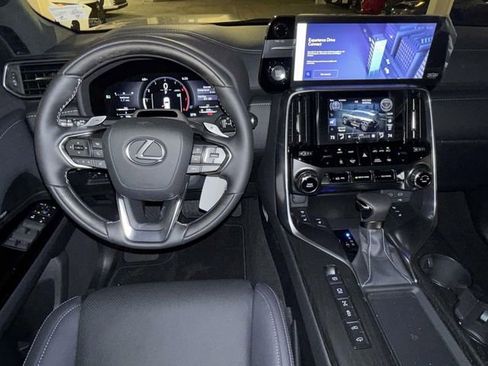 New 2026 Lexus LX 600 4WD w/ Luxury Package image 3