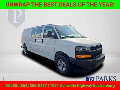 New 2025 Chevrolet Express 2500 Extended w/ Enhanced Convenience Package
