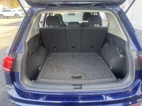 Used 2021 Volkswagen Tiguan S image 9