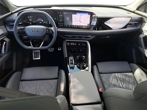 New 2025 Audi SQ5 Premium Plus image 23