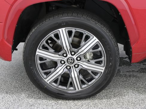 Used 2023 Toyota Tundra Capstone AWD/4WD image 12