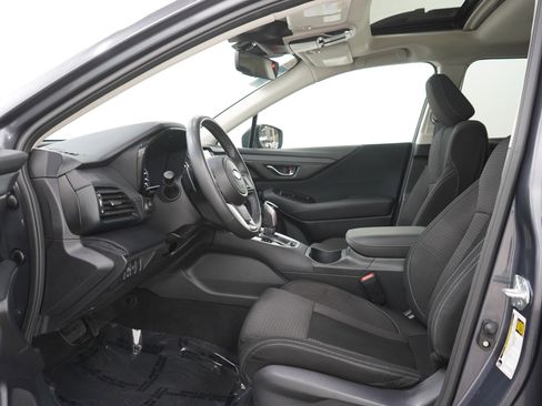 Used 2024 Subaru Outback Premium AWD/4WD image 23