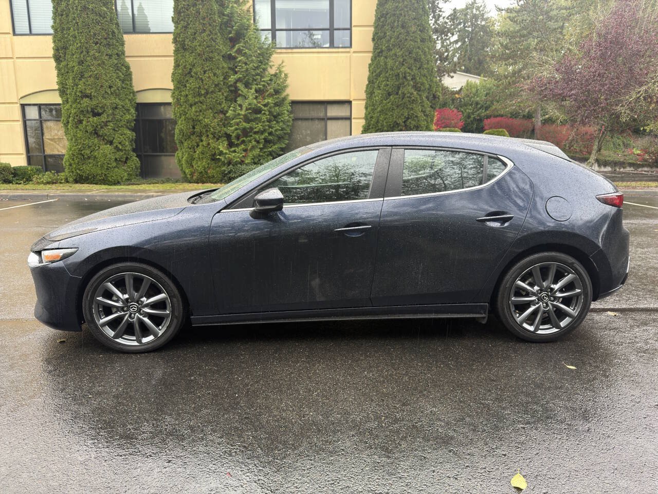 Used 2021 MAZDA MAZDA3 s FWD image 8
