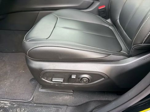 New 2026 Jeep Grand Cherokee Limited image 18