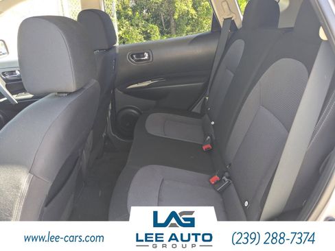 Used 2013 Nissan Rogue SV image 11