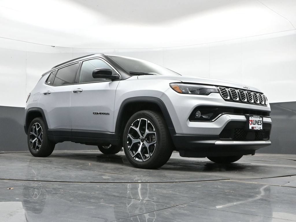 Used 2025 Jeep Compass Limited AWD/4WD image 43