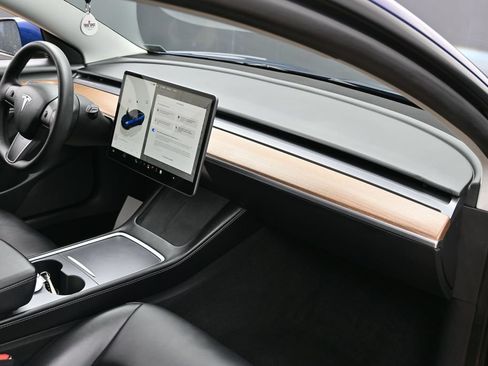 Used 2022 Tesla Model 3 RWD image 30