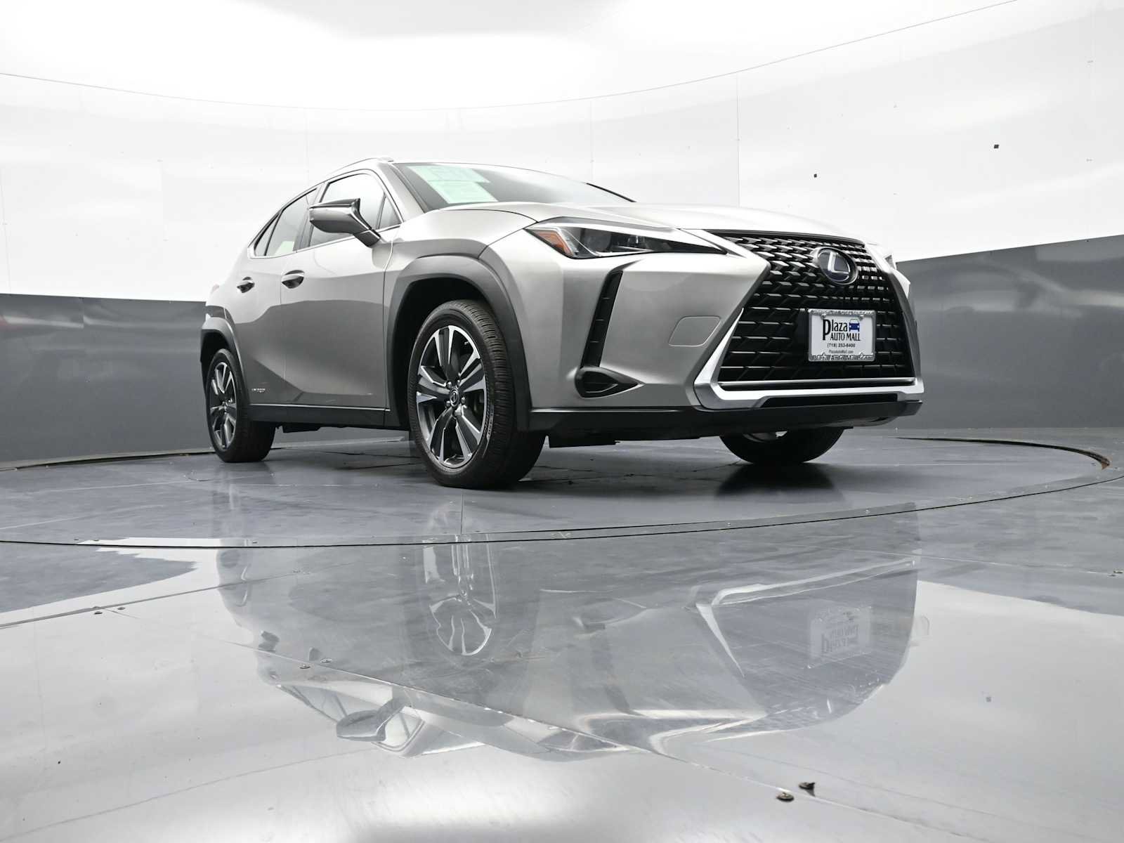 Used 2020 Lexus UX 250h w/ Accessory Package 2 AWD/4WD image 27