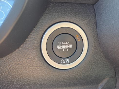 Used 2020 RAM 1500 Big Horn AWD/4WD image 33