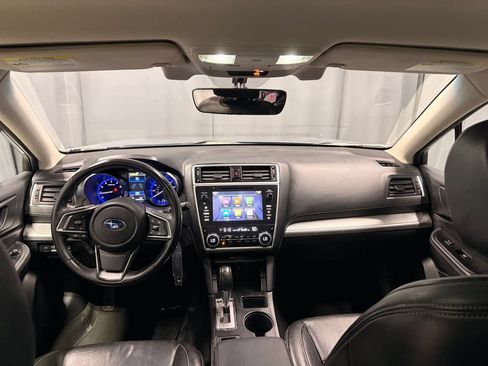 Used 2018 Subaru Outback 2.5i Premium AWD/4WD image 11