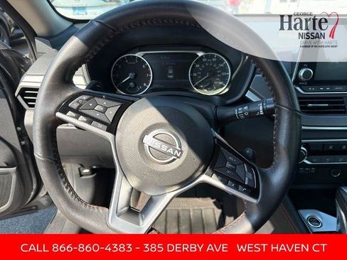 Certified 2024 Nissan Altima 2.5 SR AWD/4WD image 14