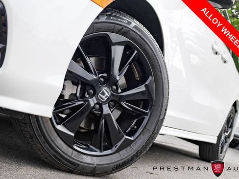Used 2024 Honda Odyssey Sport image 13
