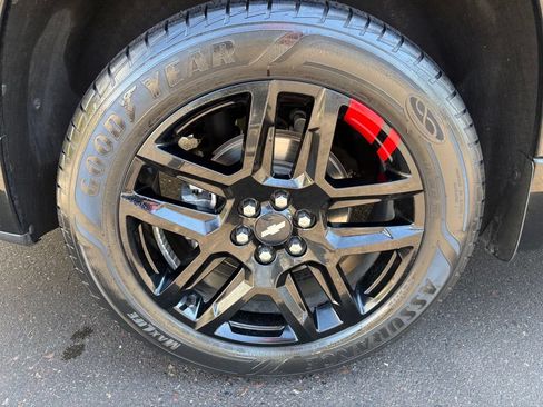 Used 2019 Chevrolet Traverse Premier w/ Redline Edition FWD image 6