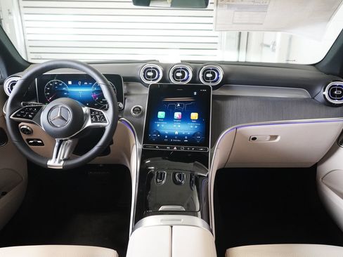 New 2027 Mercedes-Benz GLC 300 4MATIC image 17