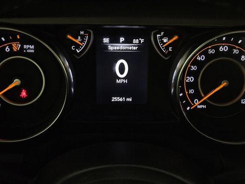 Used 2022 Jeep Gladiator Sport AWD/4WD image 12