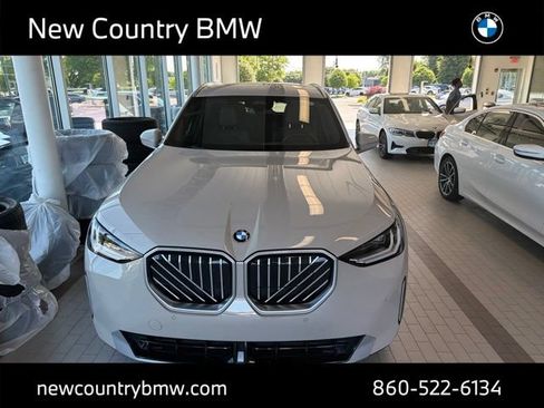 Used 2026 BMW X3 xDrive30i w/ Convenience Package AWD/4WD image 2