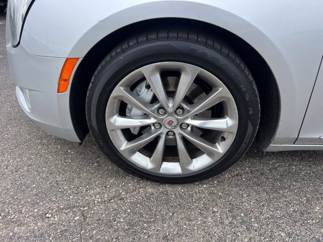 Used 2013 Cadillac XTS Luxury w/ Driver Awareness Package FWD image 9