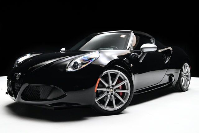 Used 2016 Alfa Romeo 4C Spider RWD image 28