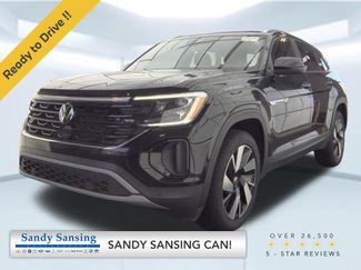 Used 2025 Volkswagen Atlas Cross Sport SE FWD video 1