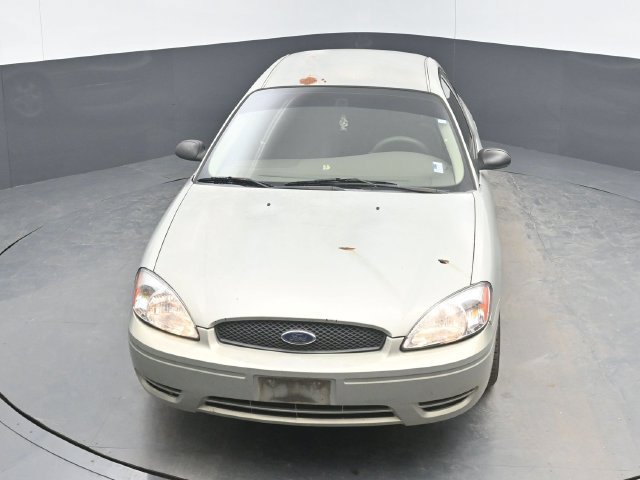 Used 2006 Ford Taurus SE FWD image 17