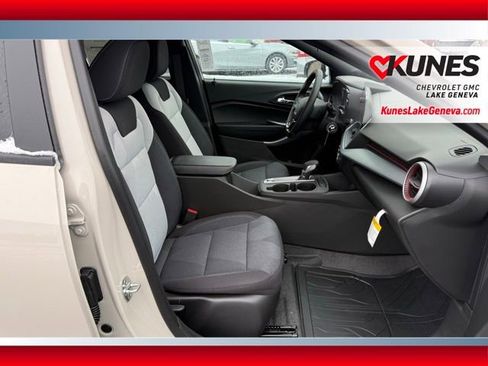 New 2026 Chevrolet Trax RS w/ Driver Confidence Package image 18