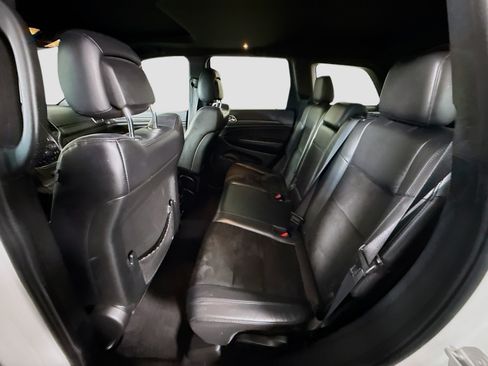 Used 2017 Jeep Grand Cherokee Altitude RWD image 25