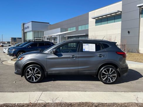 Used 2018 Nissan Rogue Sport SL image 8