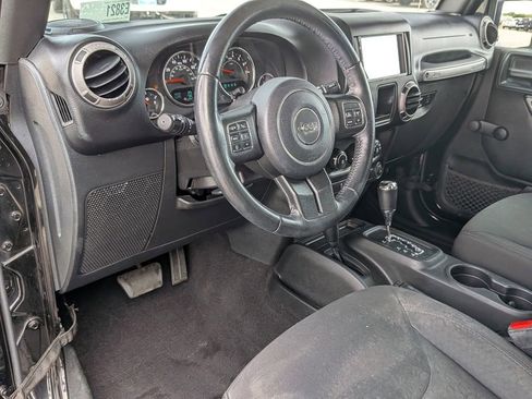 Used 2017 Jeep Wrangler Unlimited Sport AWD/4WD image 32